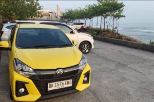 New Daihatsu Ayla kuta rent cars 2