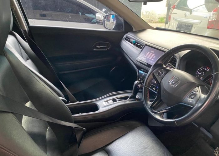 Honda HRV kuta rent cars 5