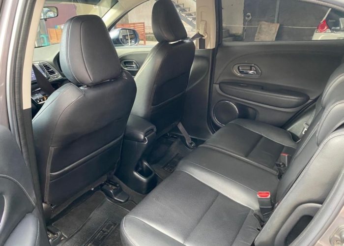Honda HRV kuta rent cars 6