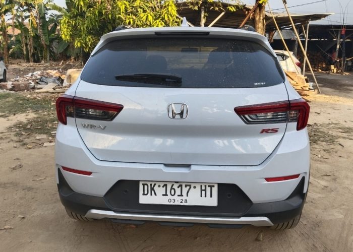 Honda WRV kuta rent cars 2