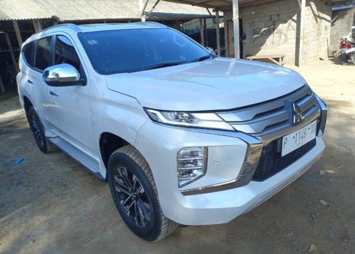 Mitsubishi pajero dakar kuta ren cars