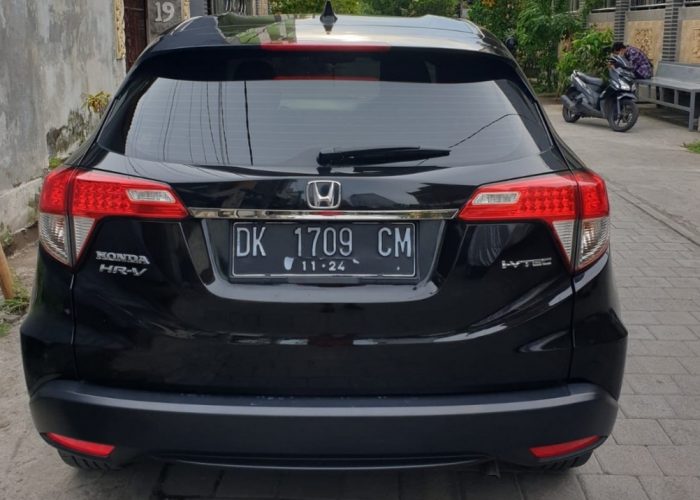 Old Honda HRV kuta rent cars 1