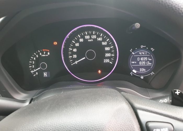 Old Honda HRV kuta rent cars 3
