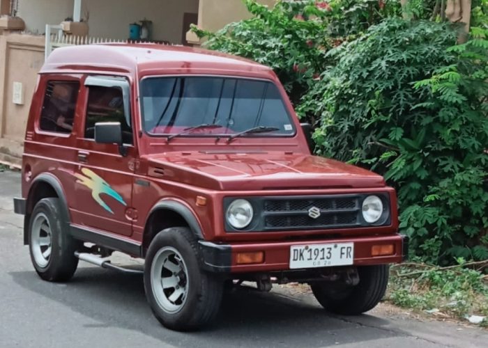 Suzuki Jimny 1997 kuta rent cars 6