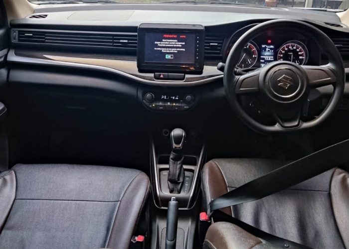 Suzuki XL7 kuta rent cars 2