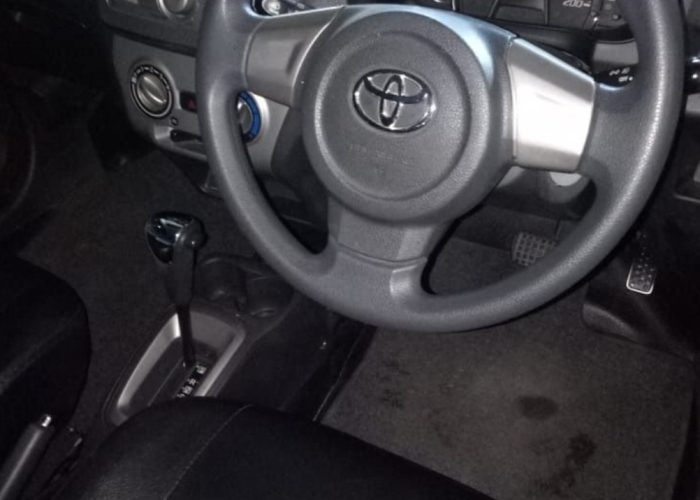 Toyota Agya kuta rent cars 6