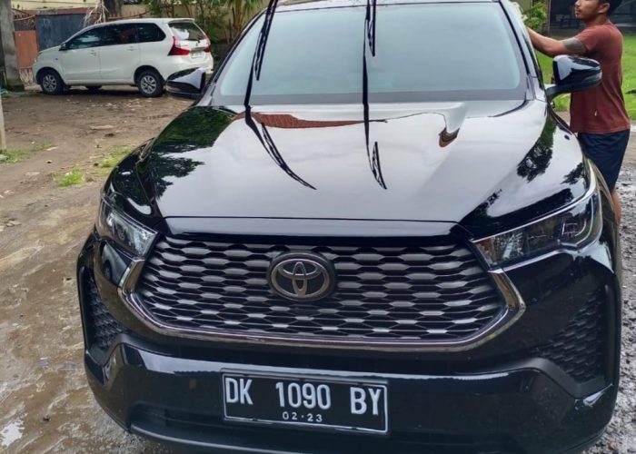 Toyota Innova Reborn zenix kuta rent cars 5