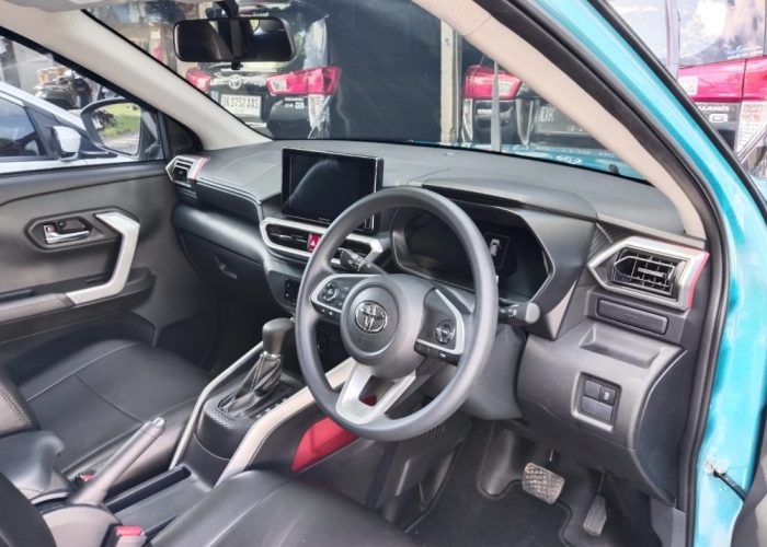 Toyota Raize kuta rent cars 6